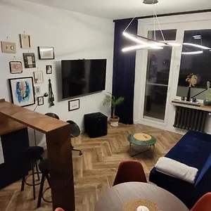 Apartament 3 Pokoje Balkon 50m2 Wyposazone Parking Apartament Wrocław
